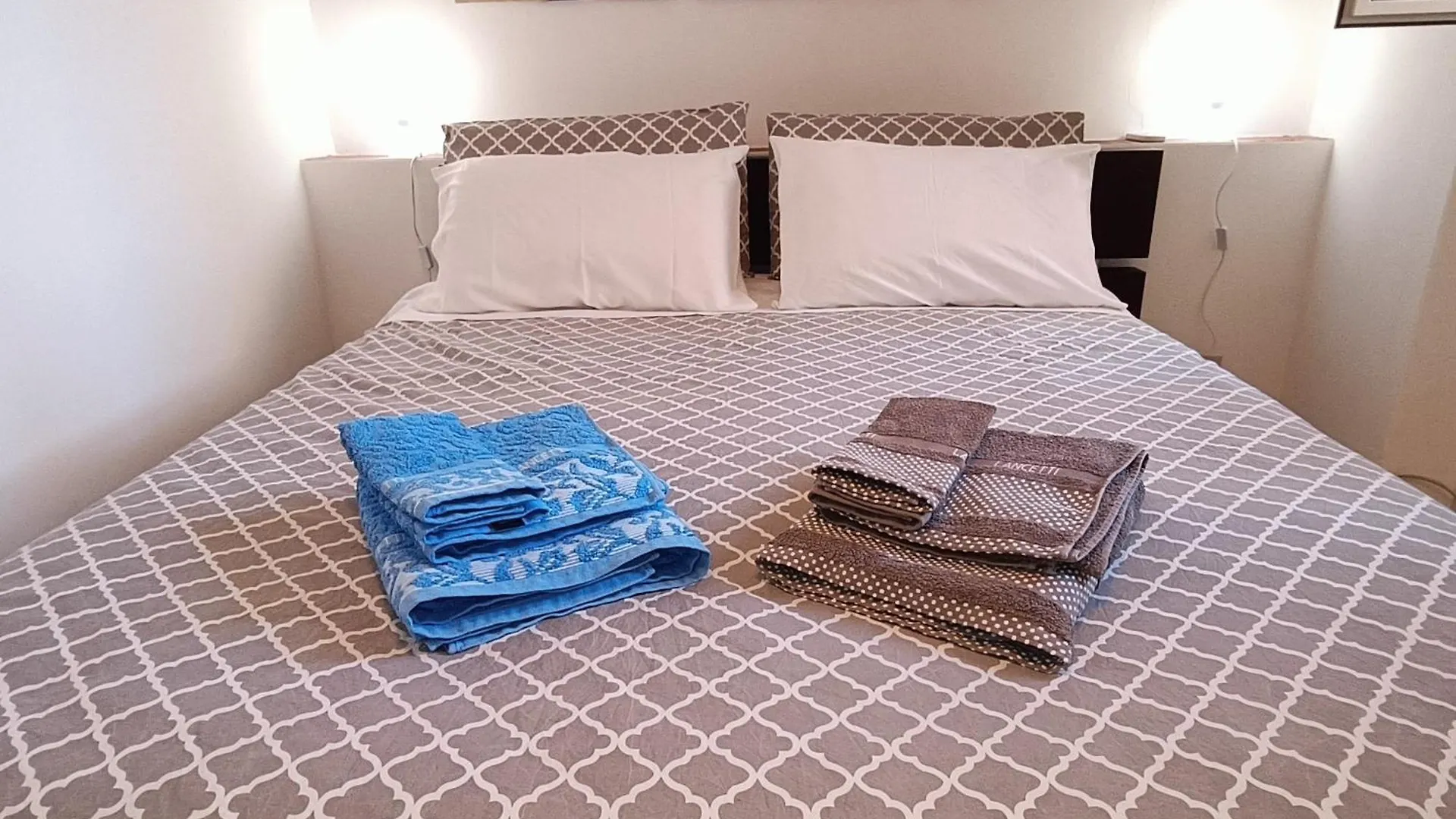 Apartamento Centro Storico Casa Bellini ***** Palermo
